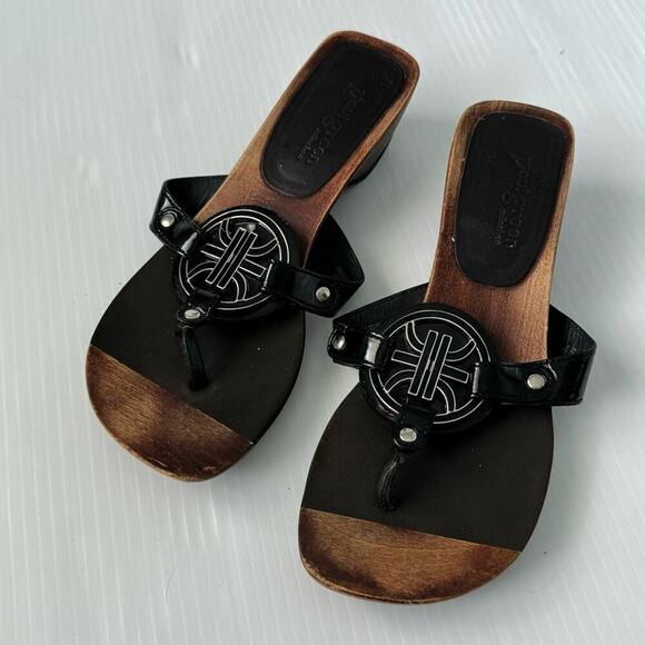 Paul Green wood  sandals thong style with metal emblem size 3 1/2 UK 6 US - Picture 2 of 14